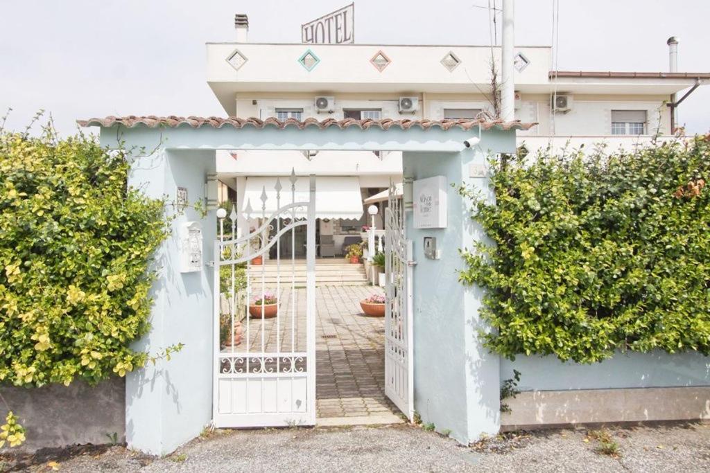 Hotel La Maison Delle Terme Tivoli Terme Exteriör bild