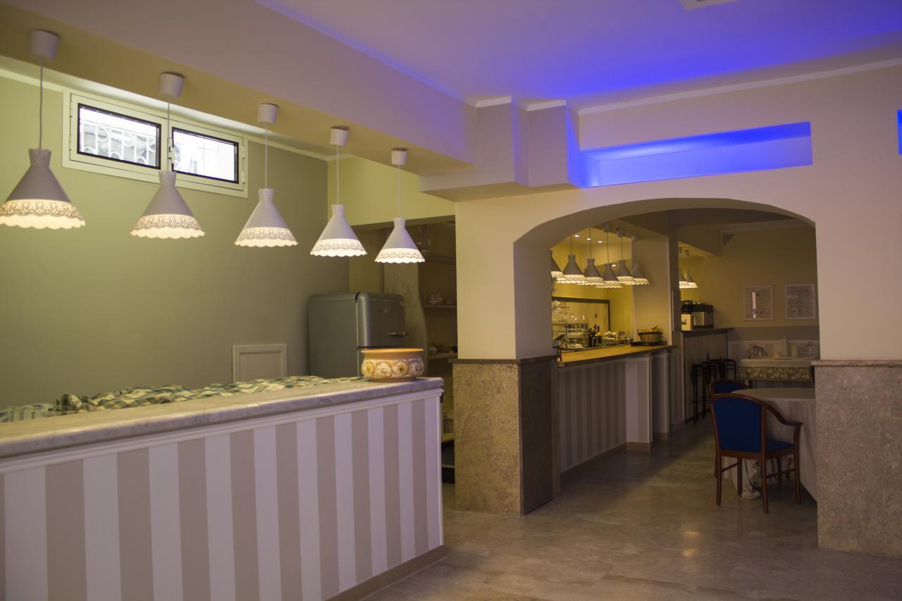 Hotel La Maison Delle Terme Tivoli Terme Exteriör bild